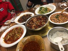 -勇猛子川菜馆(新军路店)