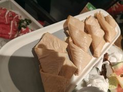 -尚尚仙·酸汤猪手·猪肚鸡火锅(华联万柳购物中心店)