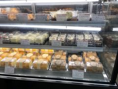 -红宝石·鲜奶小方·海派西点房(丰庄店)