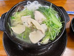 -丽虹云南过桥米线(兴工街店)