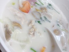 -两兄弟Song Pee Nong(2号店)