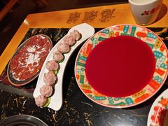 -憨孃孃·重庆老火锅(红山黑金店)
