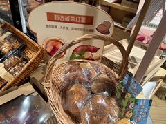 -七鲜超市(瑞虹天地太阳宫店)