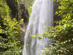 -龙水峡地缝景区