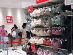 -优衣库(上海金桥国际商业广场店)