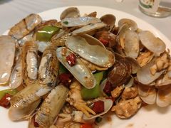 -宾朋海鲜饭庄(兴海路店)