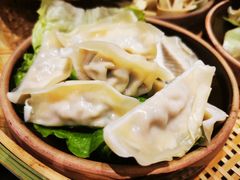 -老街烧烤大排档·地道湖北菜·龙虾馆(汉口火车站店)