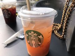 -星巴克(深圳龙岗摩尔城店)