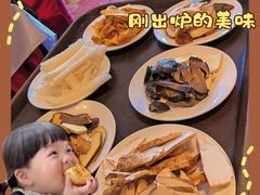 -天宜隆蘑菇宴火锅(石景山旗舰店)