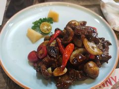 越式黑胡椒牛肉粒-囧人粗品·泰国街市料理(霖峰店)