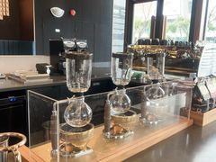 -星巴克臻选(上海虹桥新天地三店)