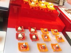 甜点小蛋糕-视界美食自助餐厅·石家庄希尔顿酒店