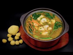 石锅咖喱鱼-周鱼小馆石锅酸菜鱼(活力汇店)