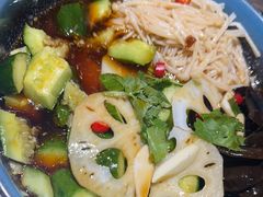 -马路牙子烧烤音乐酒馆(望京店)