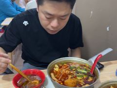 -铁锅哥米线