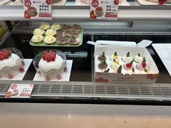 -花花卷卷·鲜食蛋糕(静安久光百货店)