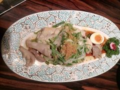 始创葱油淋鸡-粤·向群饭店(麓景路店)