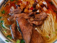 大牌辣酱面-陆振兴(东环店)