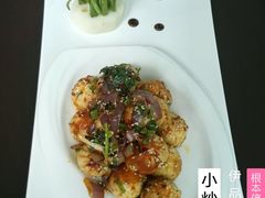 小炒羊肉包-伊品食廊清真