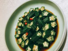 白灼秋葵-黄鹤楼湖北特色菜(高碑店)