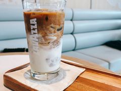 -LAVAZZA拉瓦萨咖啡(仁恒梦中心店)