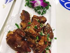 椒盐猪手-鑫悦楼煎蟹·16年海鲜大排档