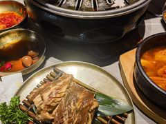 -草家酱蟹炭火烤肉店(珲春南路一店)
