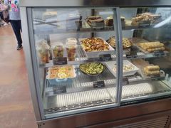 -怀托摩萤火虫洞