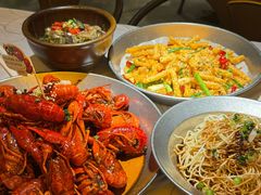-巴厘龙虾·榜首油焖大虾(音乐学院·沿江酒馆店)