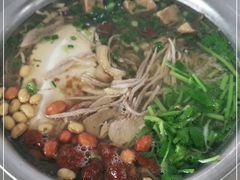 -老五鸡丝豆花面粉(瑞金北路68号院店)