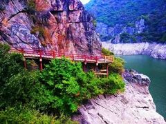 -汉中石门栈道风景区