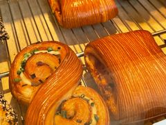 -VERIE BAKEHOUSE