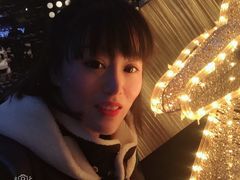 -小蛮腰全景KTV