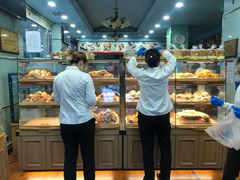 面包甜点陈列柜-新侨三宝乐面包店(崇文门店)