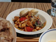 西班牙式炒八爪鱼和香肠-榖屋house of flour(张江首店)