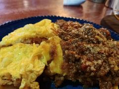 红烩牛肉蛋包饭-羽深肉铺 Steak & Wine