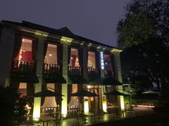-橘洲1910花园江景西餐厅