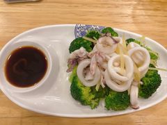 -璞臻汽锅餐厅(南京东路店)