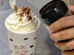 在逃公主雪顶-牛牛和清小妞芝士卷饼厂(红谷滩万达店)