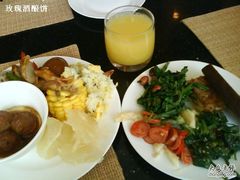 很给力的早餐-满江红四季餐厅 · 国家五钻级酒家(新纪元大酒店店)
