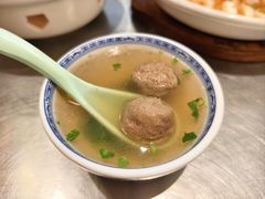 牛丸汤-潮界(凯德晶萃店)