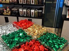 -Laderach 莱德拉(上海环贸iapm店)