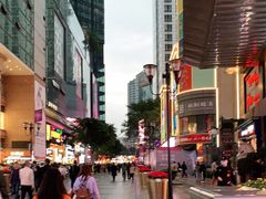 -八一路好吃街(雨田商务大厦店)