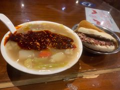 -老兰家传统烧烤炒菜泡馍(小南门店)