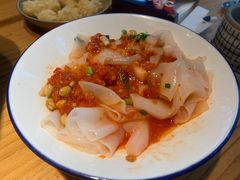 -野山舂·贵州现舂酸汤火锅(鸿通城店)