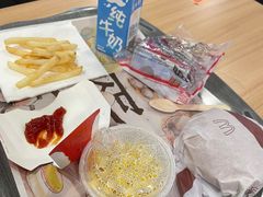 -麦当劳(郑州东高铁站店)