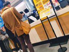 -麦当劳(轻轨曹杨路店)