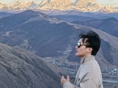 -贡嘎雪山