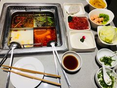 四宫格-海底捞火锅(凯德广场店)