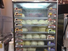 -全家便利店(襄阳南路店)